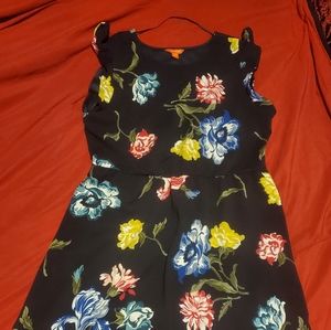 🖤🤍2/$25🤍🖤 A line floral navy dress XL